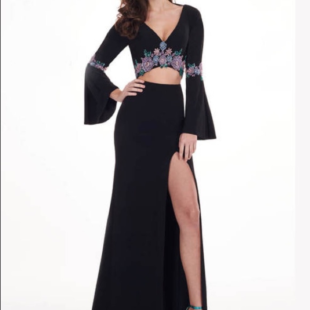 Prom gown